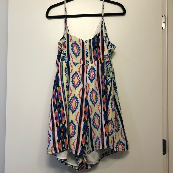 Forever 21 Colorful Geo Print Wrap Romper - Picture 3 of 11